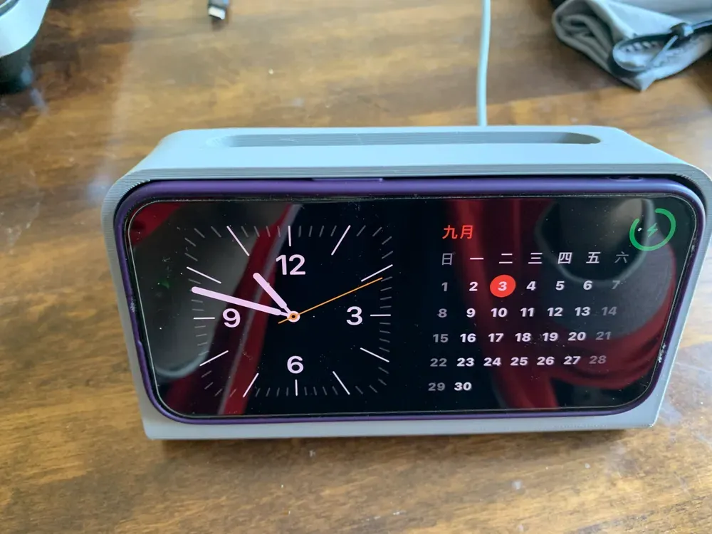 iphone 15 pro standby mode with phone case, photo 2 of 2 - iphone 15 pro standby mode with phone case Tools