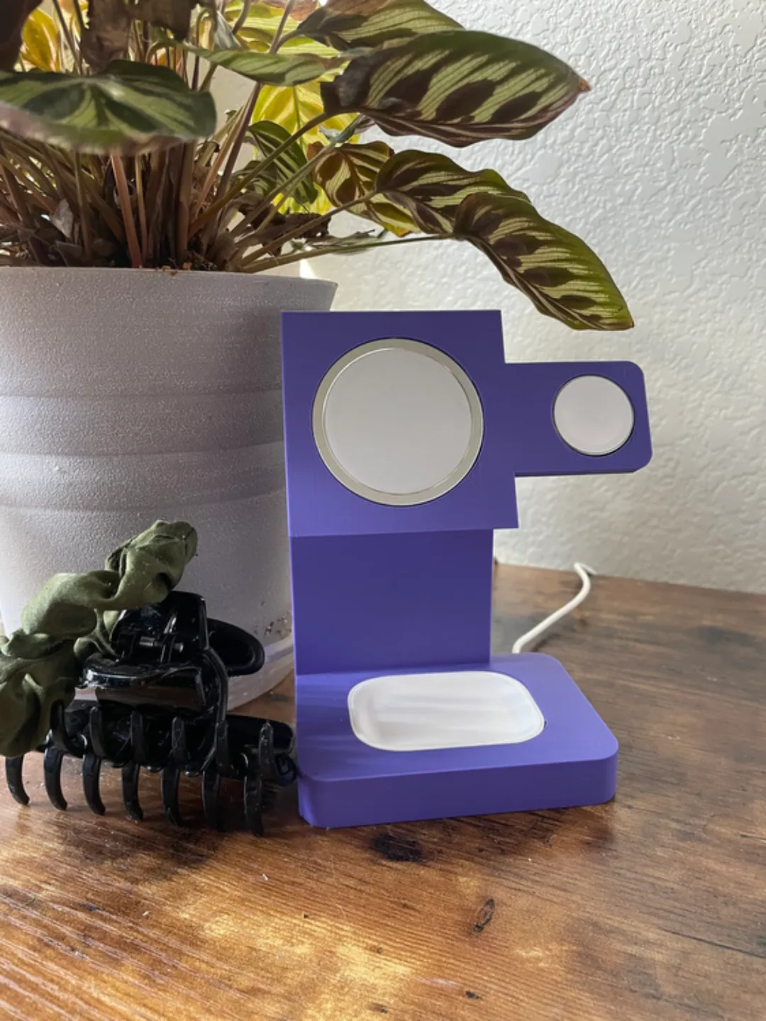 iPhone Charging Station with AirPods and Watch, photo 3 of 3 - iPhone Charging Station with AirPods and Watch Hobby & DIY