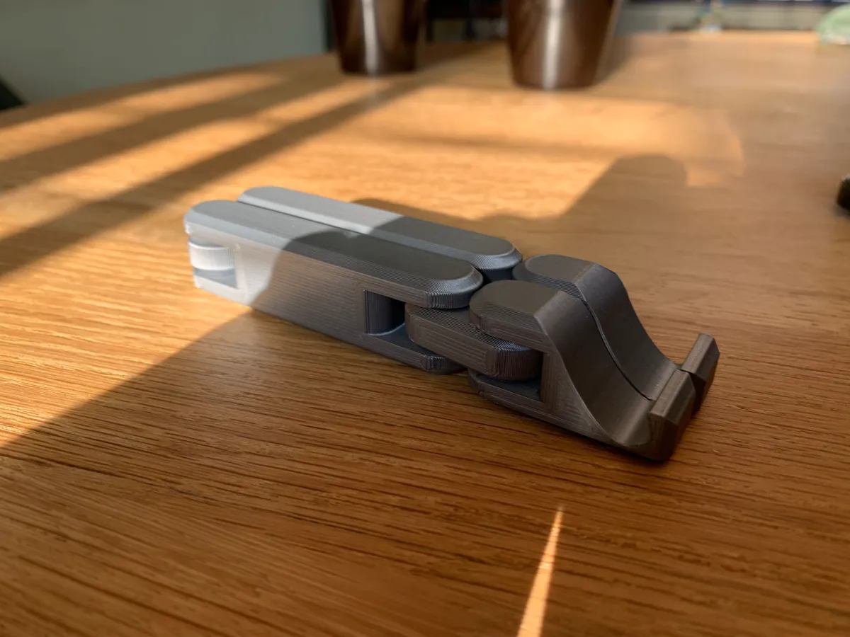 Universal Phone Holder, photo 2 of 4 - Universal Phone Holder Mobile & Device Accessories