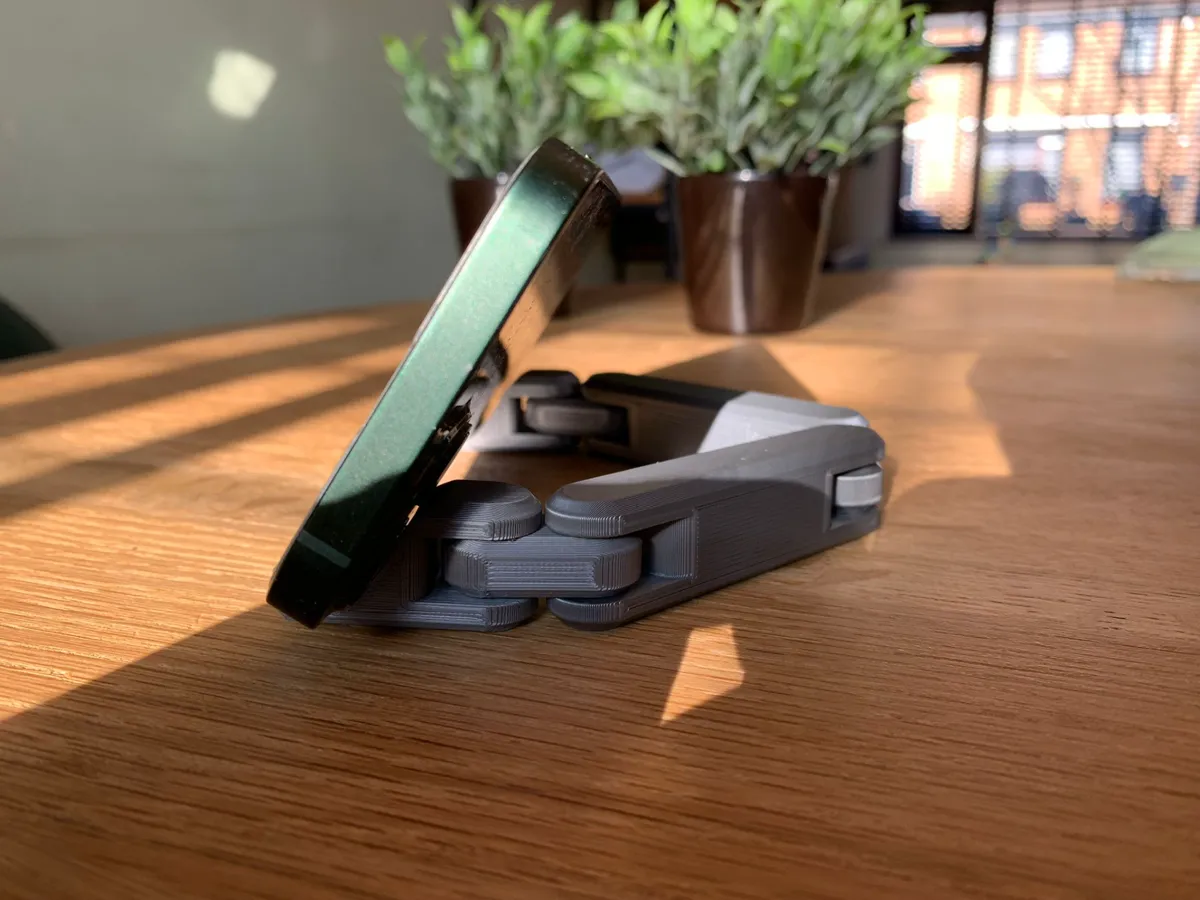 Universal Phone Holder, photo 4 of 4 - Universal Phone Holder Mobile & Device Accessories