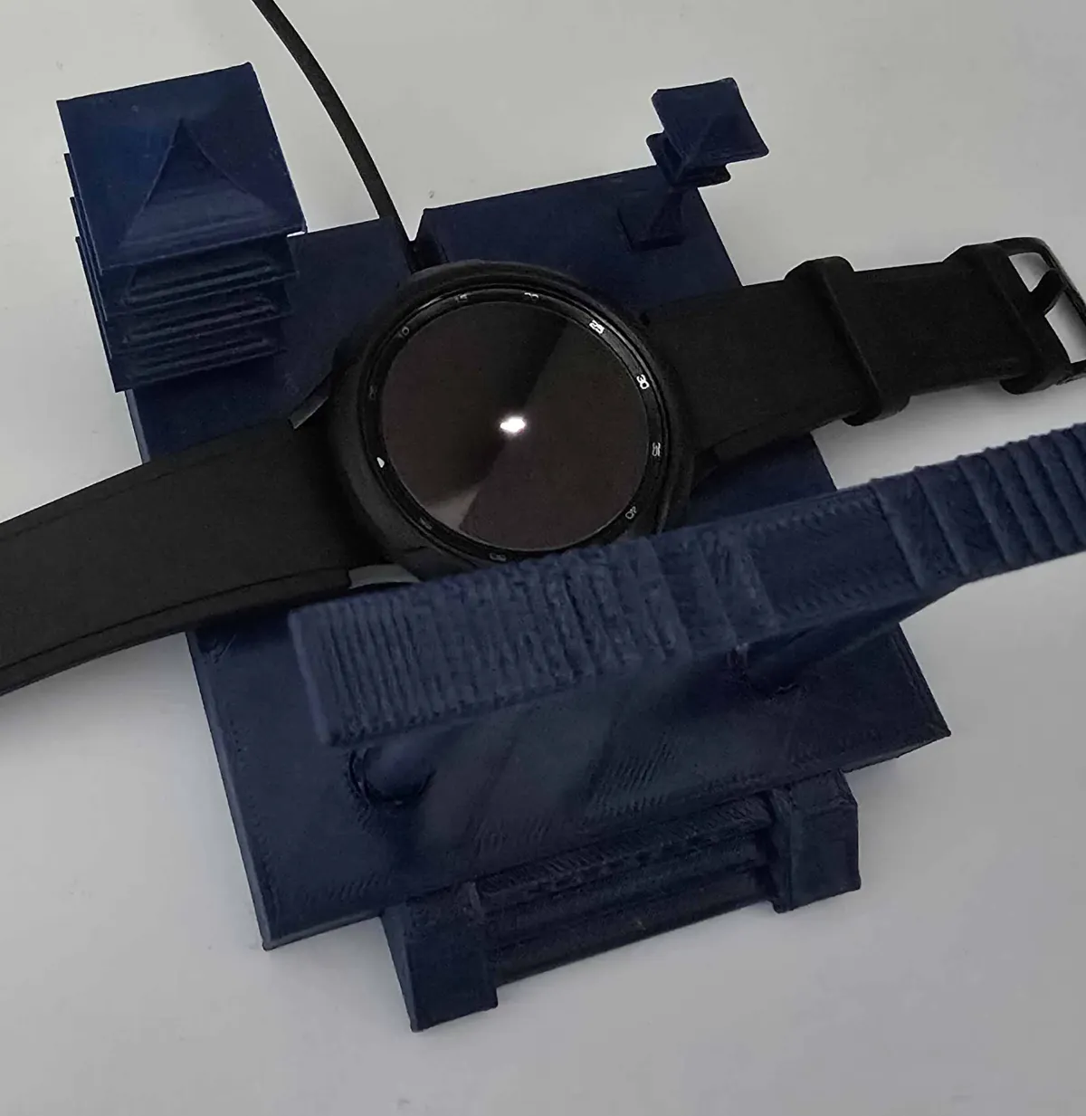 Galaxy Watch 4 Charger Japan, photo 2 of 4 - Galaxy Watch 4 Charger Japan Hobby & DIY