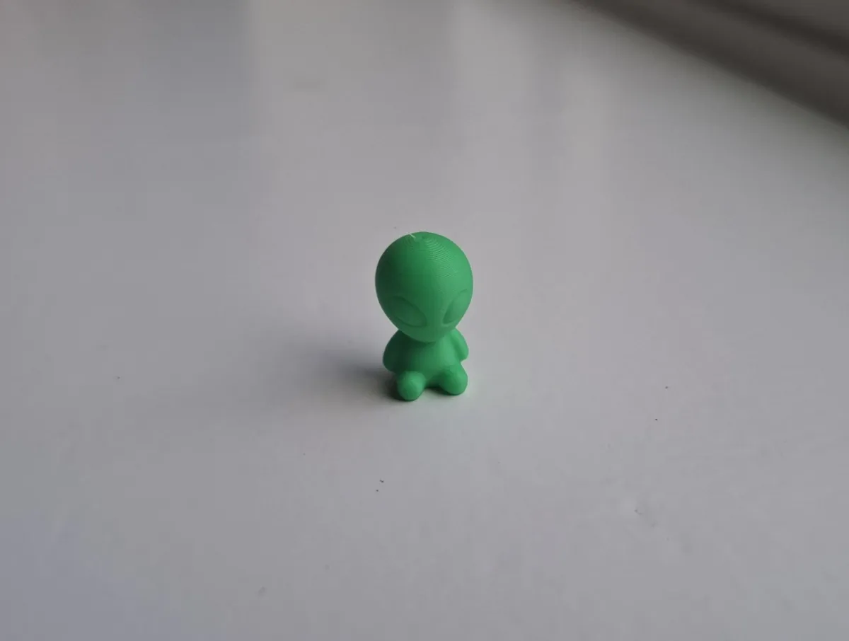 Mini Buddy #05 - Alien, photo 4 of 4 - Mini Buddy #05 - Alien Figurines & Collectibles