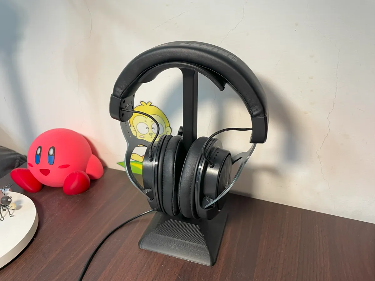 Simple Headphone Stand / Headphone Holder