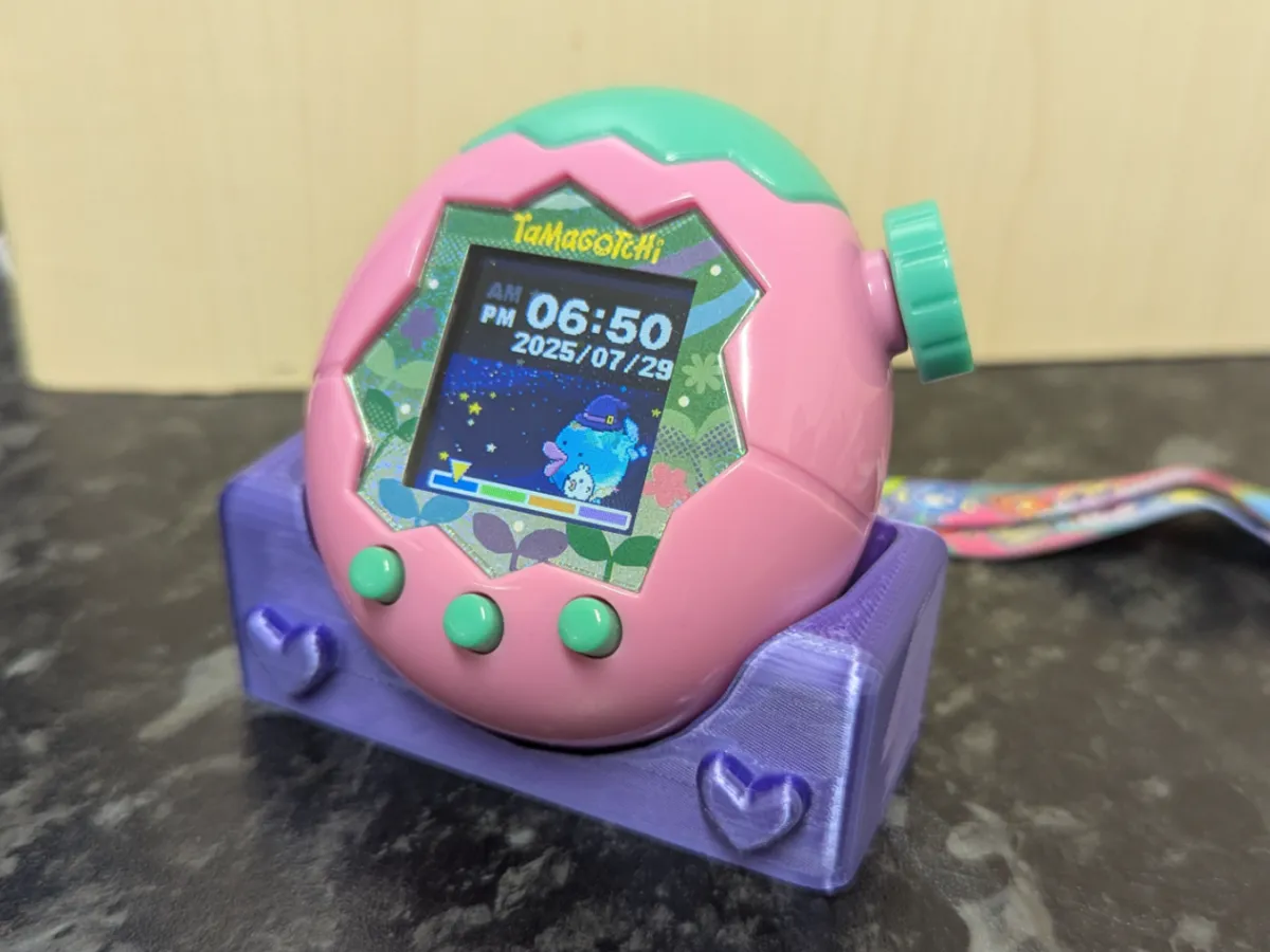 Tamagotchi Paradise Stand