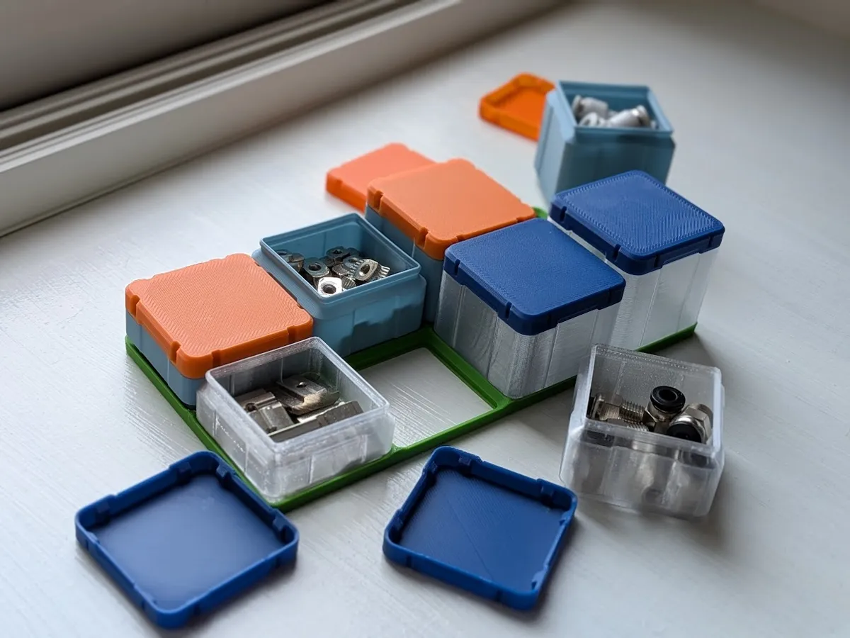 Gridfinity 1x1 Bins, Snap Lid, photo 4 of 4 - Gridfinity 1x1 Bins, Snap Lid Storage & Organisation