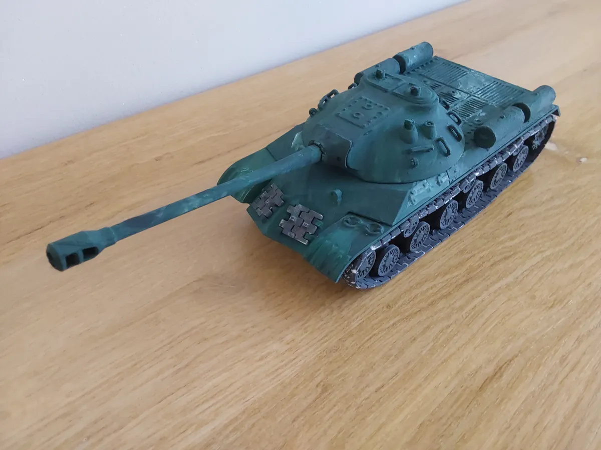 IS-3 (1945) WW2 Tank, Scale 1:35
