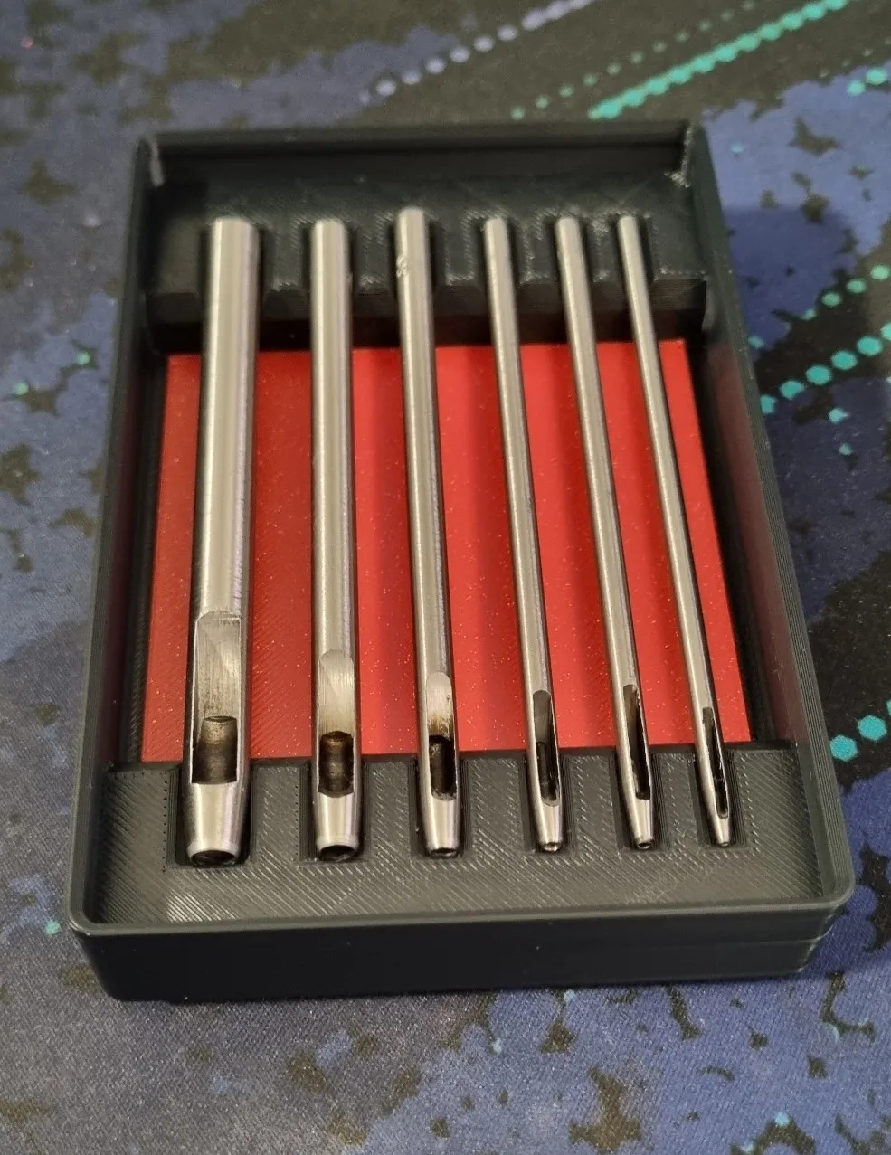 Leather Hole Punching Tools 1mm - 5mm, photo 3 of 4 - Leather Hole Punching Tools 1mm - 5mm Sports & Fitness