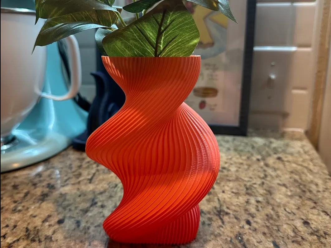 Macaroni Vase