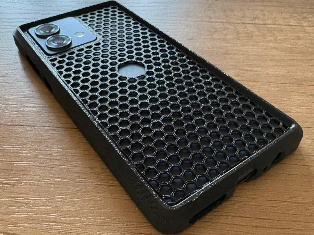 Motorola Moto G84 Swappable Backplate Cover