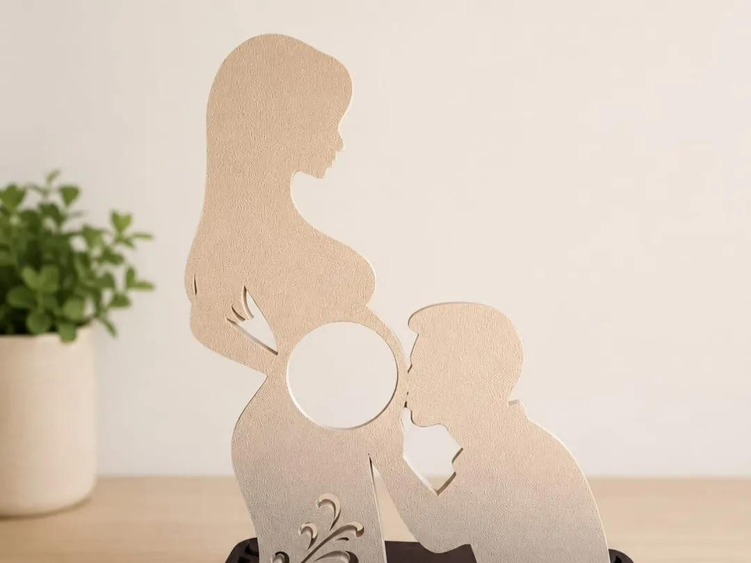 Expecting love - pregnancy photo frame