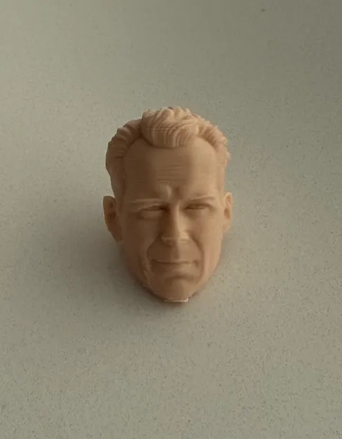 Bruce Willis - Die Hard Action Figure, photo 3 of 4 - Bruce Willis - Die Hard Action Figure Figurines & Collectibles