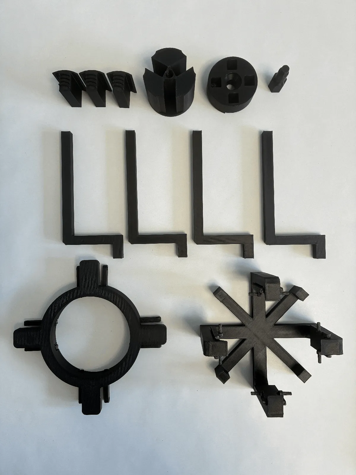 Automatic adjusting car cup holder, photo 3 of 4 - Automatic adjusting car cup holder Car & Vehicle