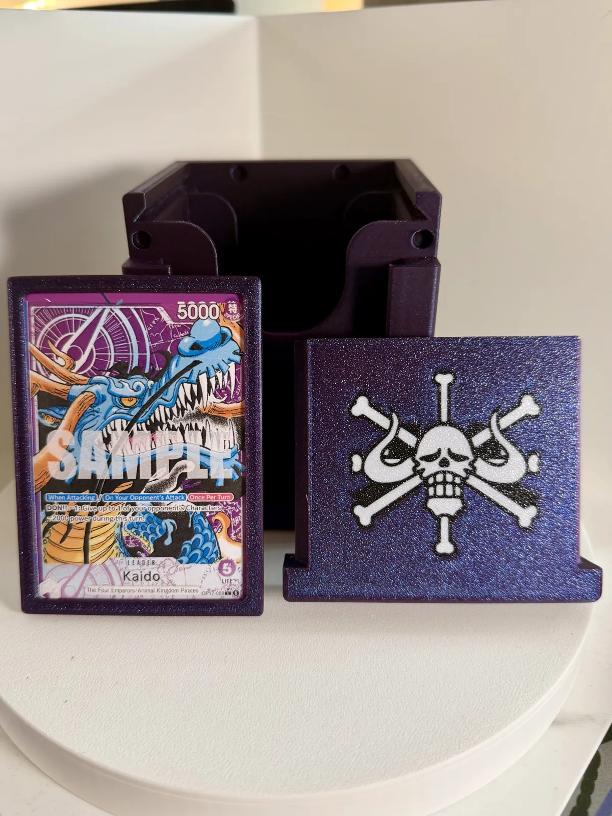 Kaido Deck Box with Dice Tray - One Piece TCG, photo 2 of 4 - Kaido Deck Box with Dice Tray - One Piece TCG Toys & Games