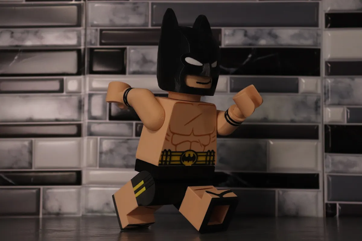 Fortnite Big Brick *Beach Bod Batman* 500%, photo 3 of 4 - Fortnite Big Brick *Beach Bod Batman* 500% Figurines & Collectibles