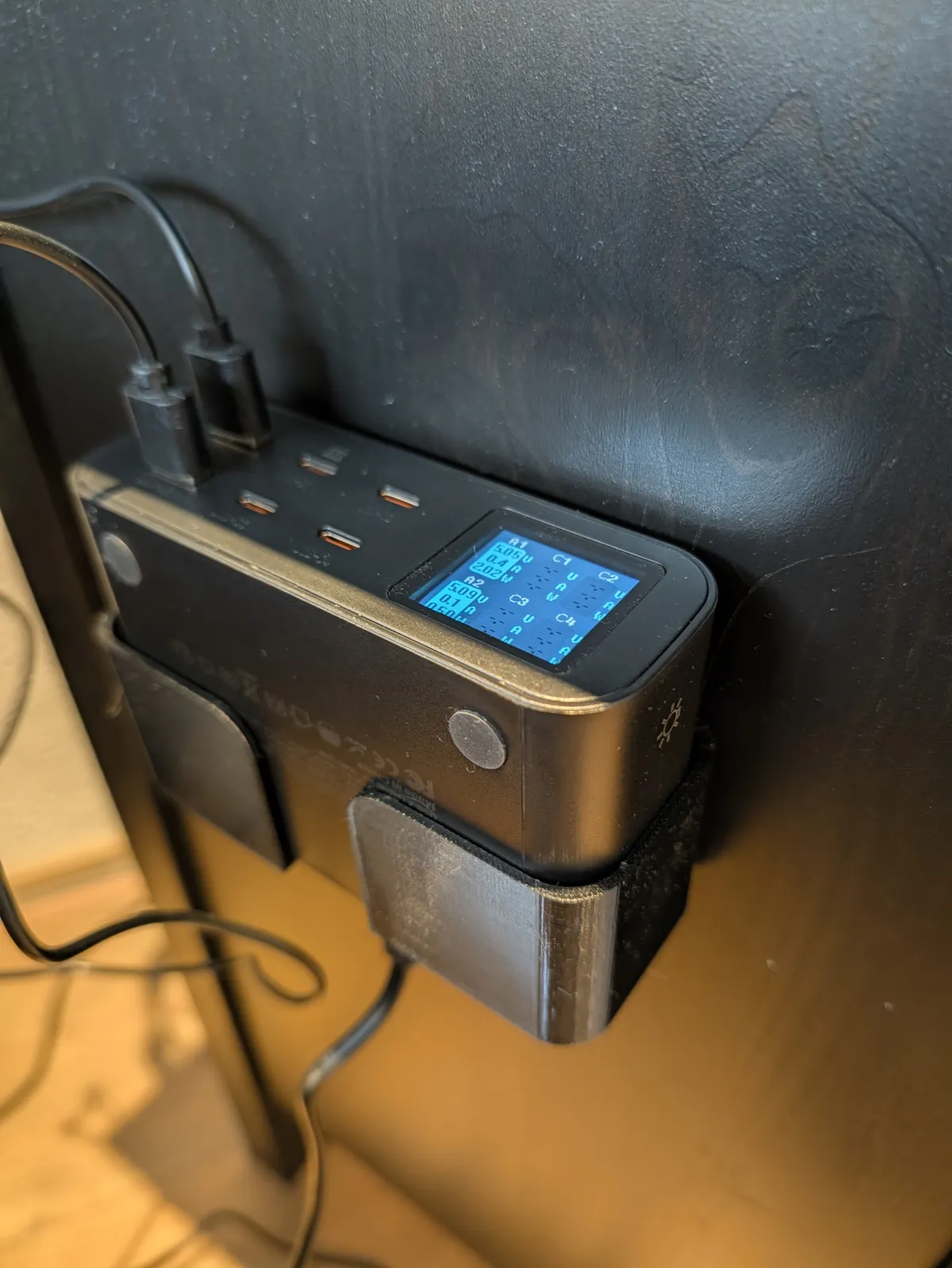 i24 smart desktop usb charger mount, photo 3 of 4 - i24 smart desktop usb charger mount Hobby & DIY