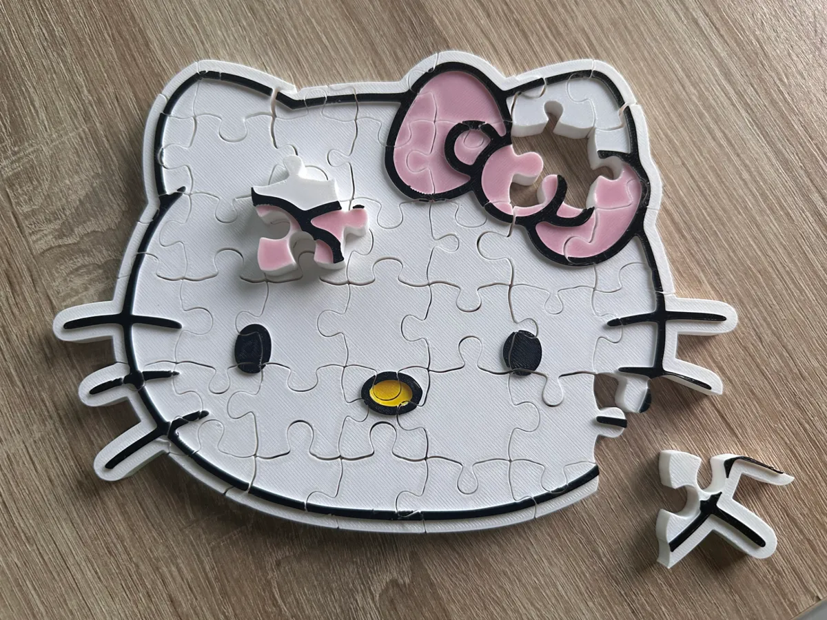 Hello Kitty 3D puzzle
