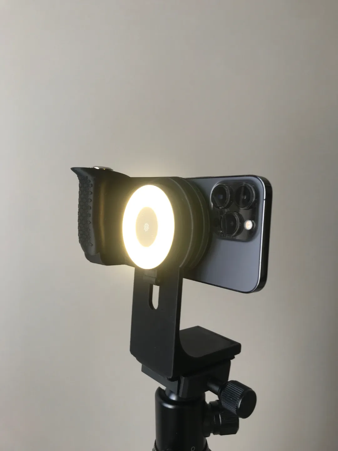 Phone Tripod Mount with MagSafe Ring, photo 4 of 4 - Phone Tripod Mount with MagSafe Ring Hobby & DIY