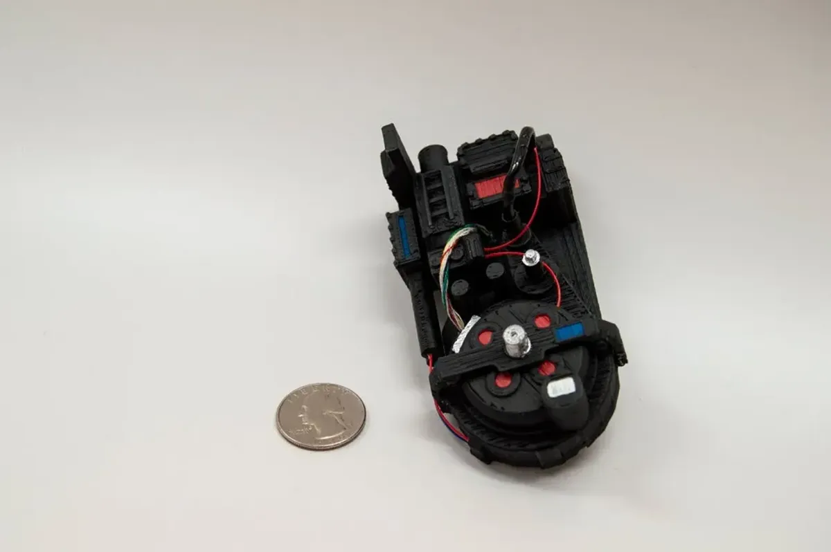 Scale Model Ghostbusters Proton Pack, photo 3 of 3 - Scale Model Ghostbusters Proton Pack Miniatures
