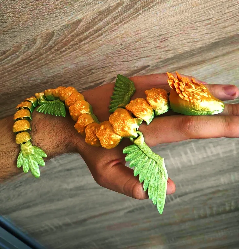 Quetzalcoatl, articulated flying serpent - Articulated Snakes & Lizards, in stock