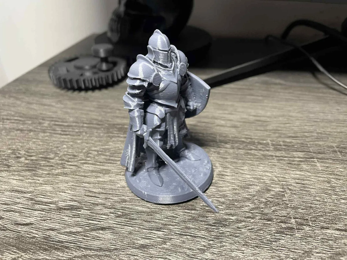 Knight - Miniature, photo 4 of 4 - Knight - Miniature Figurines & Collectibles