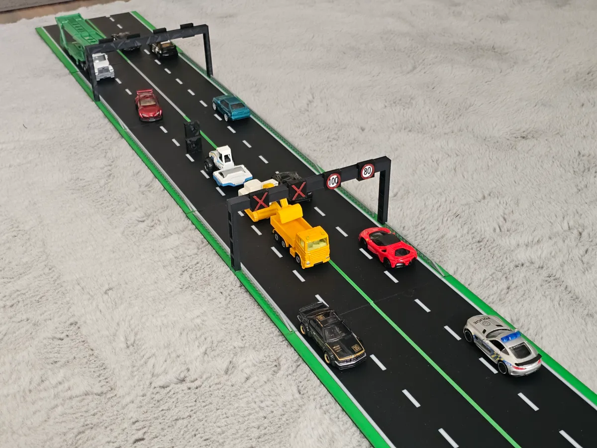 1:64 Toy Car Motorway