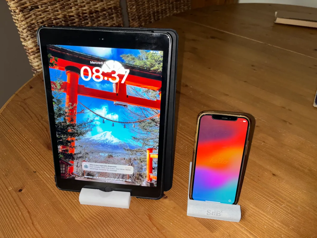 Stand for phone and tablet (with or without case), photo 3 of 3 - Stand for phone and tablet (with or without case) Tools