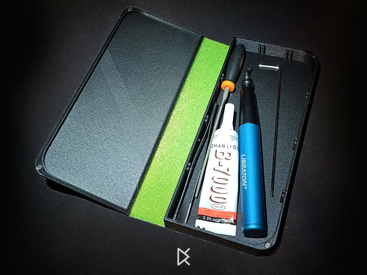Labyrinth Organizer Case, photo 2 of 4 - Labyrinth Organizer Case Tools