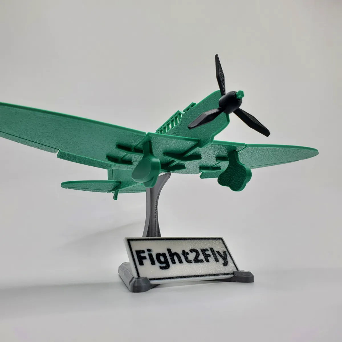 Aichi D3A Val WWII Japanese Dive Bomber Model Kit, photo 2 of 4 - Aichi D3A Val WWII Japanese Dive Bomber Model Kit Hobby & DIY