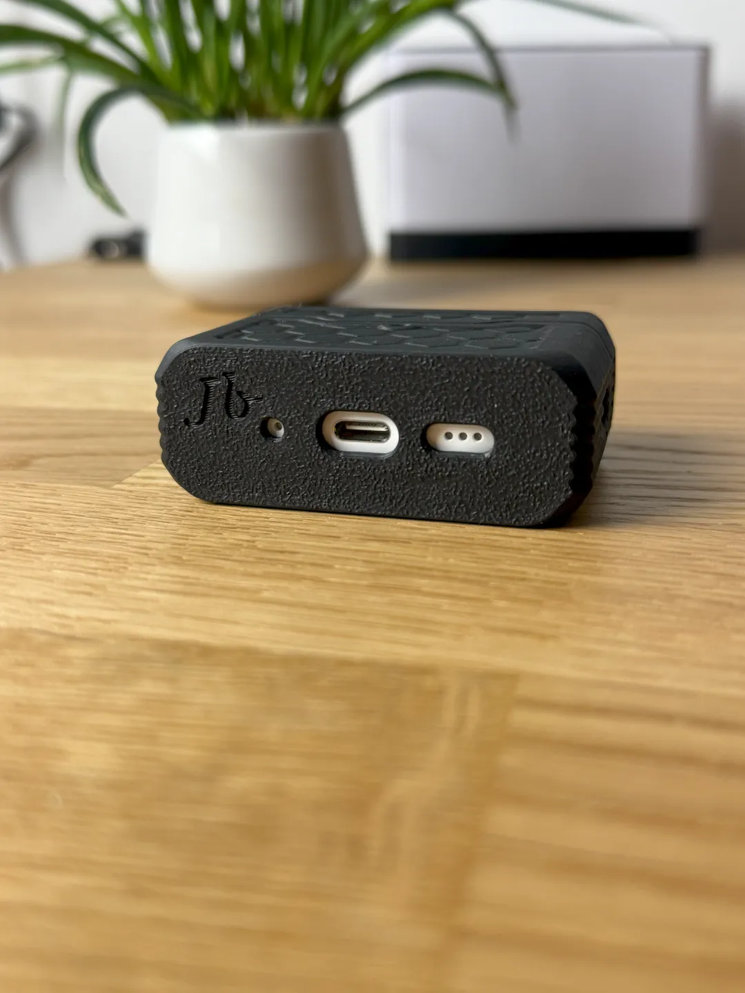 Case Compatible for Airpods pro gen 2, photo 2 of 4 - Case Compatible for Airpods pro gen 2 Tools