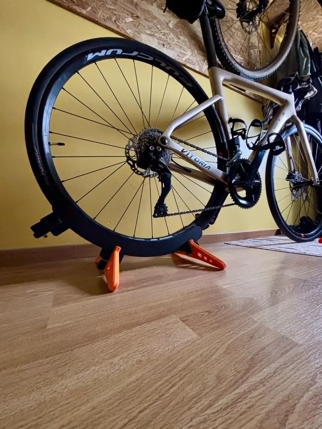 Road or MTB Bike adjustable stand, photo 2 of 4 - Road or MTB Bike adjustable stand Hobby & DIY