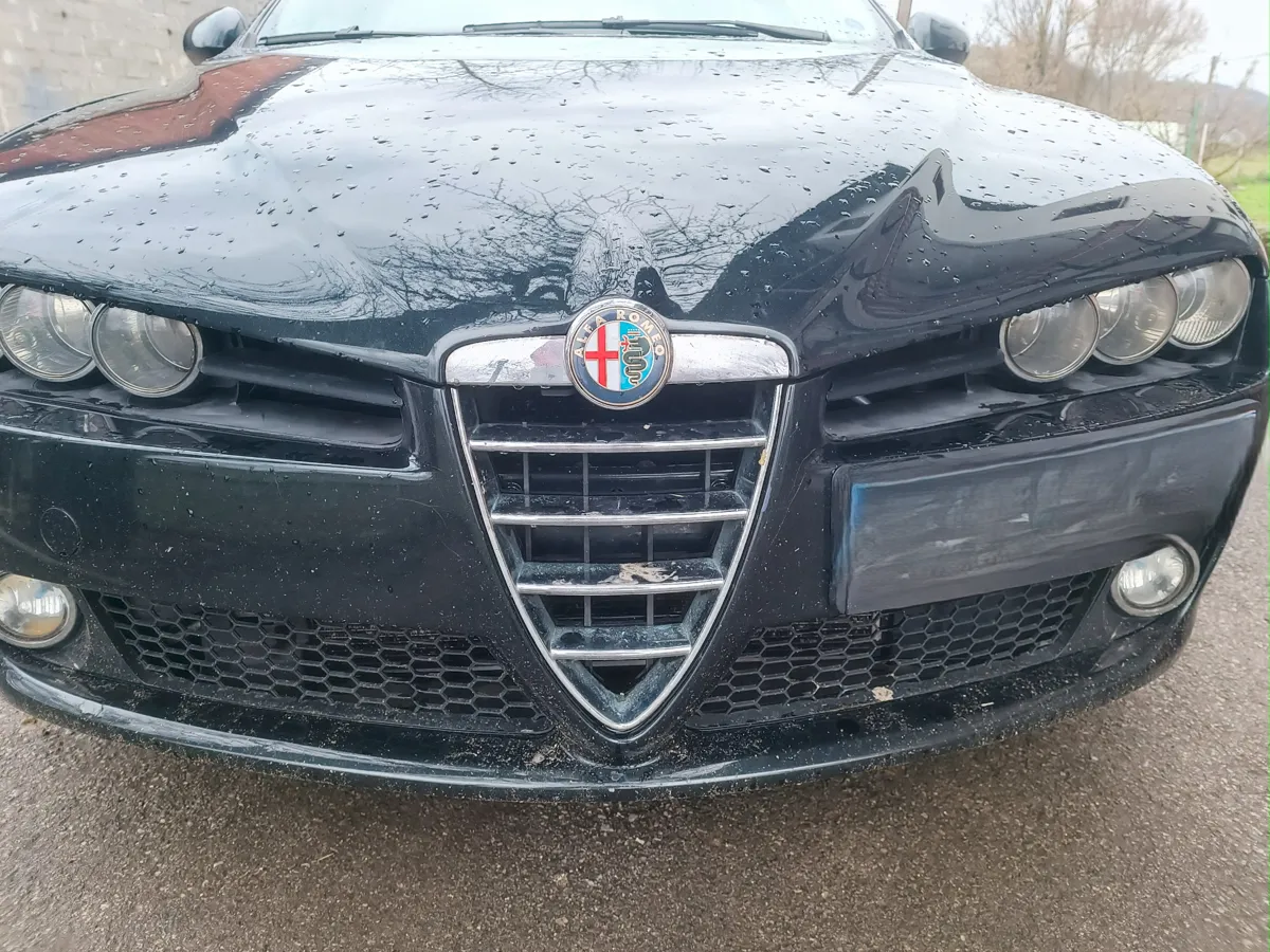 Alfa 159 Front Trim Chrome, photo 3 of 4 - Alfa 159 Front Trim Chrome Car & Vehicle