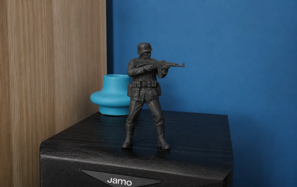 Historical Infantry Figure, Action Pose, photo 3 of 3 - Historical Infantry Figure, Action Pose Figurines & Collectibles