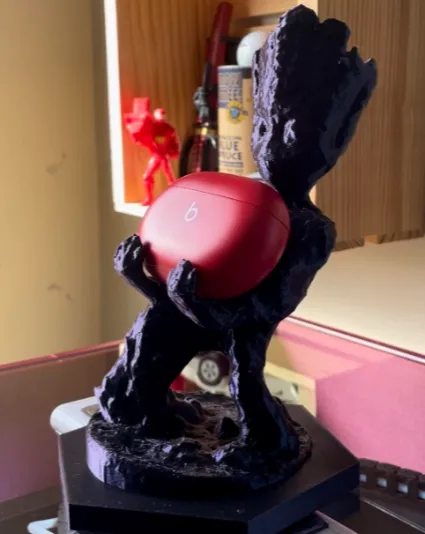 Groot Holder - Sculptures, in stock in India