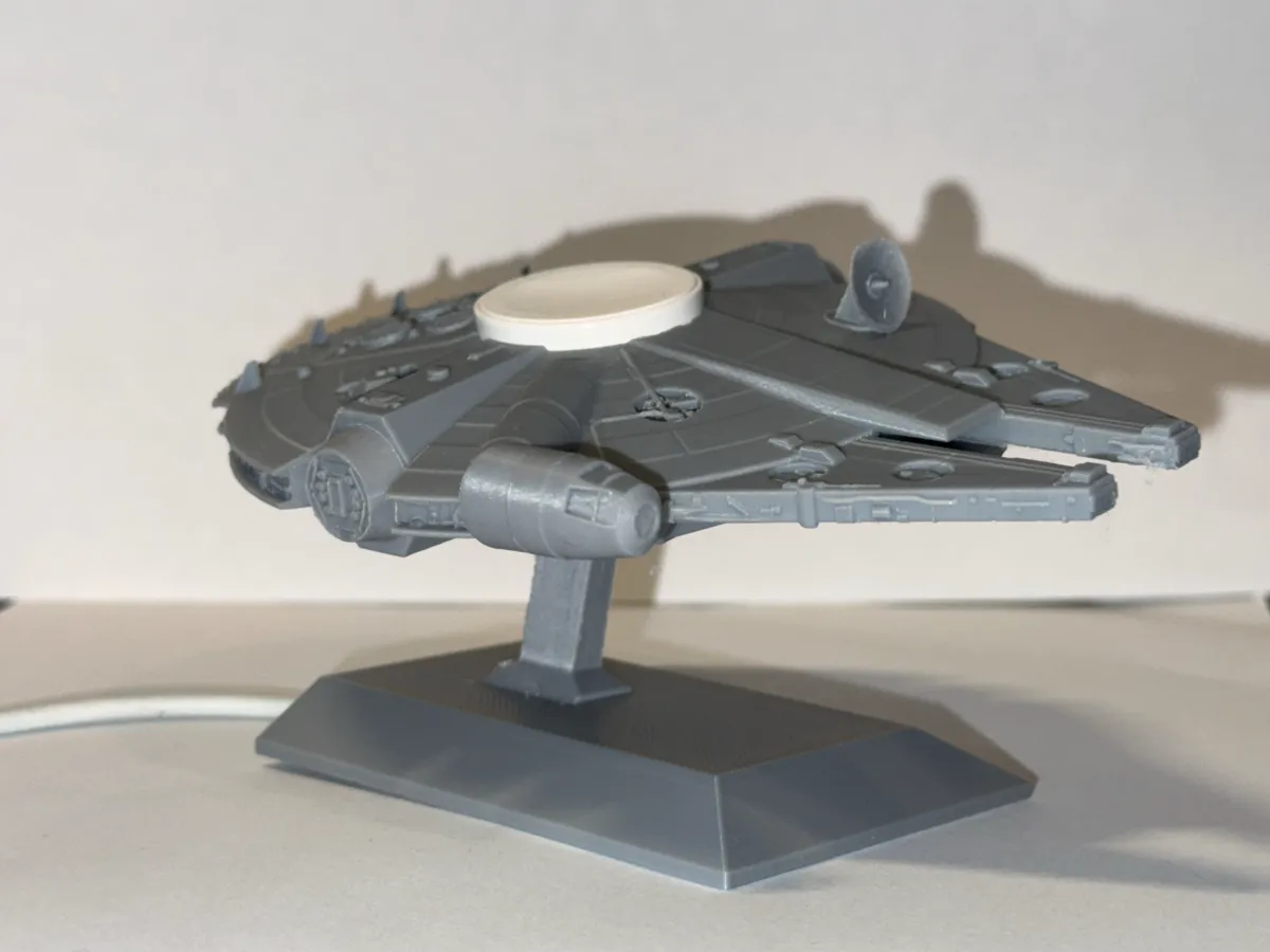 Millennium Falcon Apple Watch charger, photo 3 of 3 - Millennium Falcon Apple Watch charger Hobby & DIY