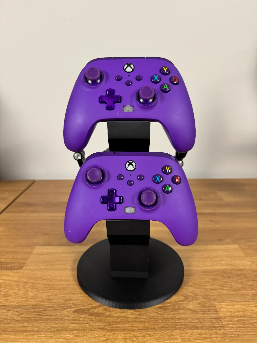 Dual Xbox Controller Stand, photo 3 of 3 - Dual Xbox Controller Stand Gaming Accessories