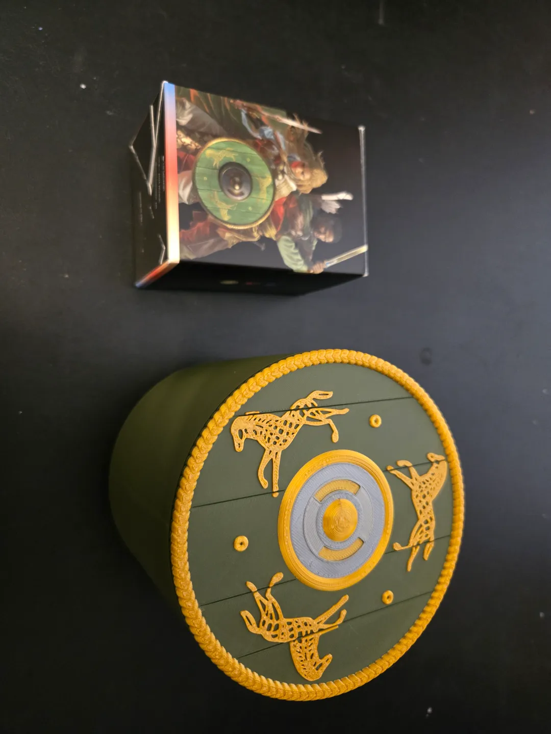 Eowyn, Shield Maiden Deck Box for Commander, photo 2 of 4 - Eowyn, Shield Maiden Deck Box for Commander Hobby & DIY
