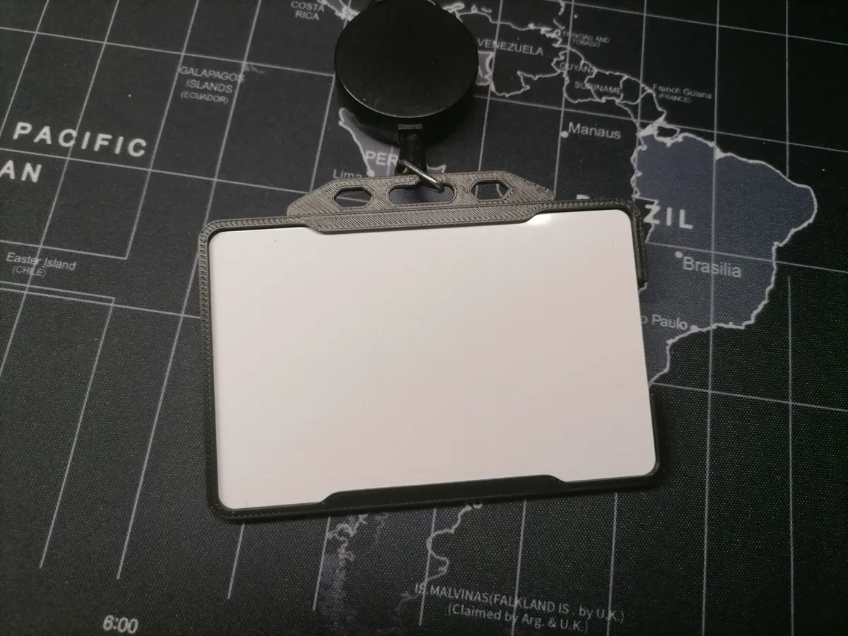 Electronic circuit ID card holder design, photo 2 of 4 - Electronic circuit ID card holder design Household