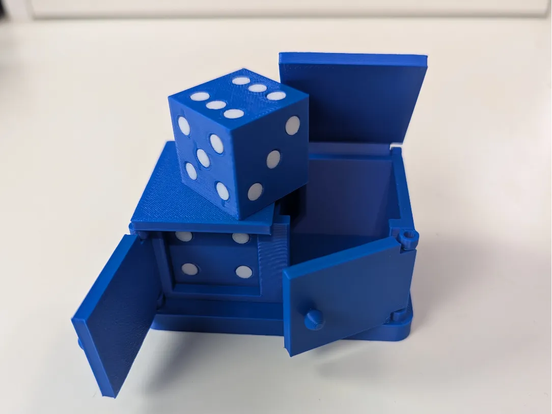Magic Dice Box