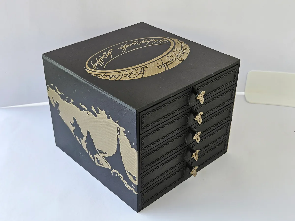 A jewellery box worthy of Middle-earth