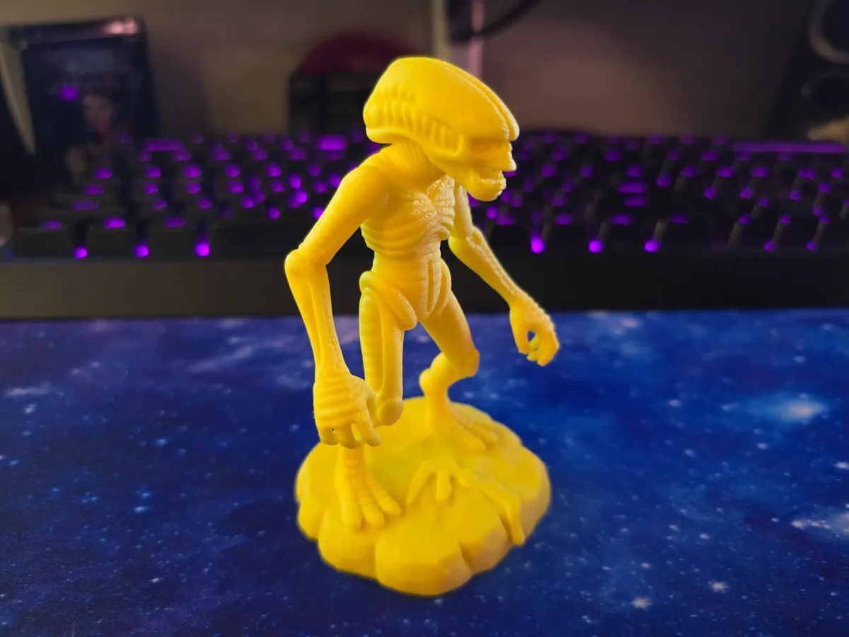 Xenomorph Newborn (Kenner-style action figure)