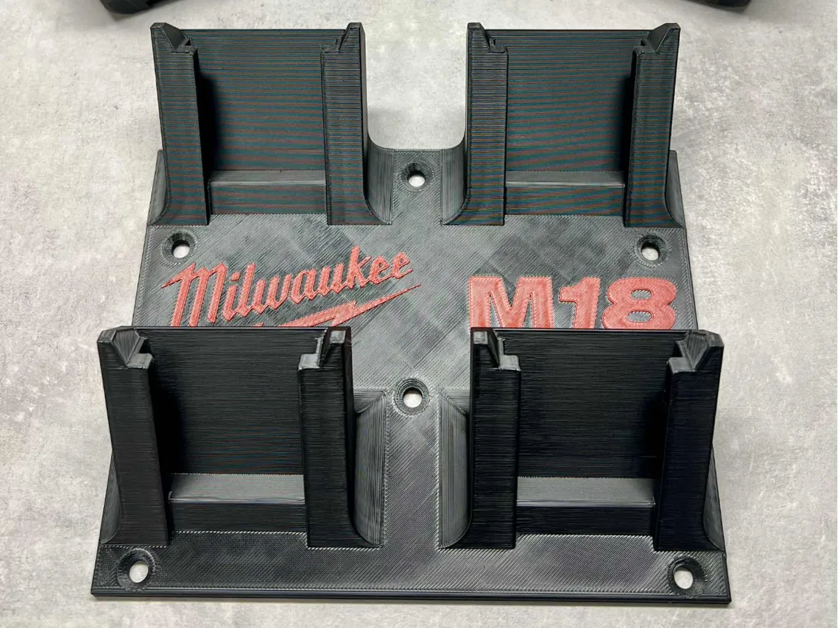 Milwaukee M18 battery wallmount x4