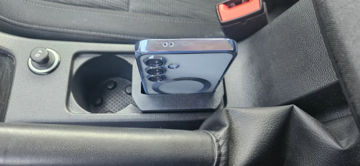 Car Phone Holder for Skoda and VW Models, photo 4 of 4 - Car Phone Holder for Skoda and VW Models Tools