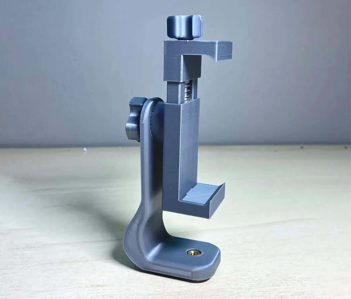Universal Phone Tripod Holder, photo 4 of 4 - Universal Phone Tripod Holder Mobile & Device Accessories