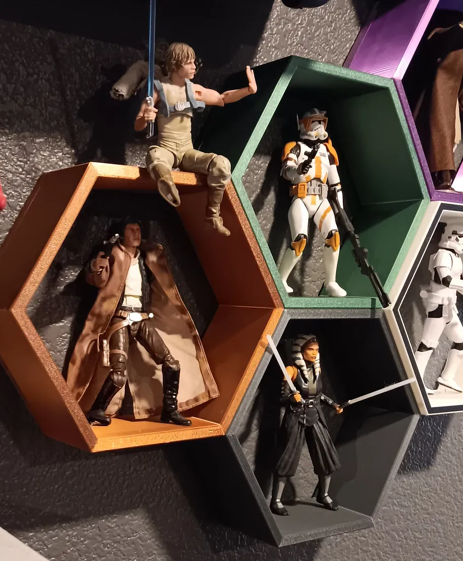 Hexagon Shelf Wall: Action Figure Addition, photo 4 of 4 - Hexagon Shelf Wall: Action Figure Addition Storage & Organisation