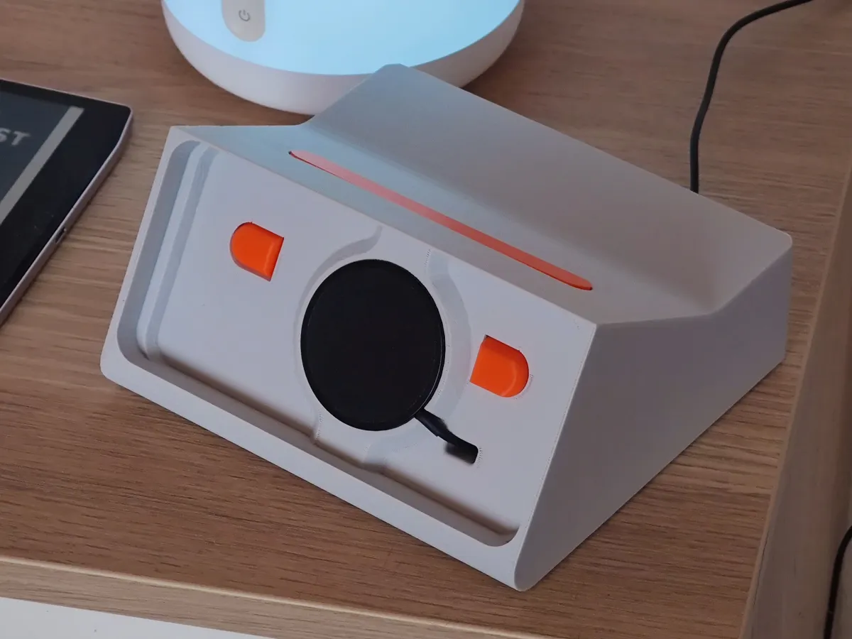 Xiaomi Mi 11 Ultra Dock, photo 2 of 3 - Xiaomi Mi 11 Ultra Dock Household