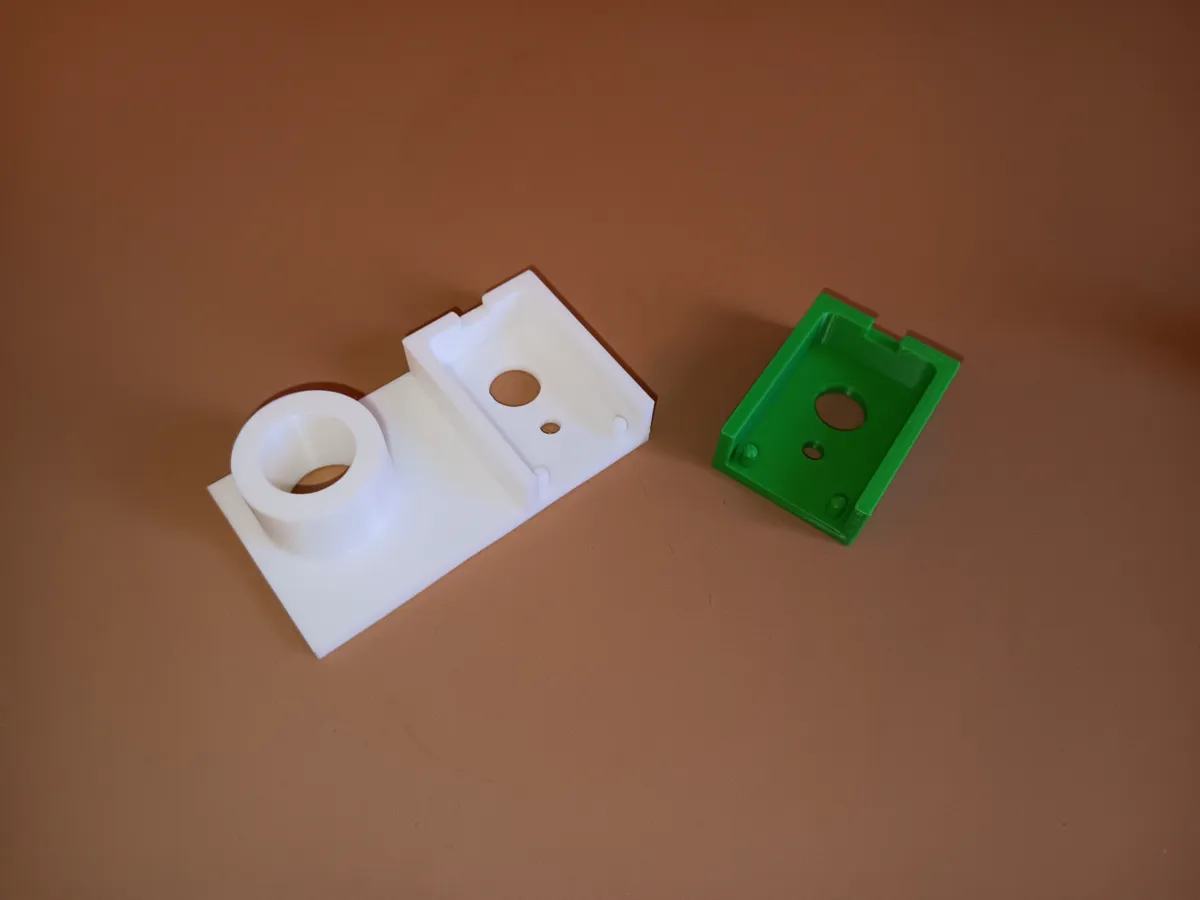 TT Motor with Additional Gear Reduction, photo 4 of 4 - TT Motor with Additional Gear Reduction Models, RC & Drones