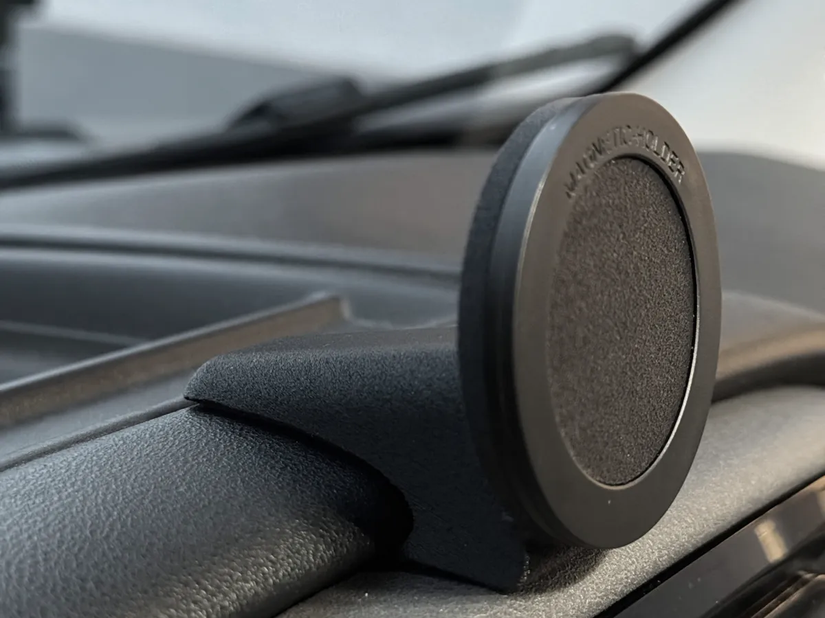 Fiat Doblo MagSafe Car Mount, photo 2 of 2 - Fiat Doblo MagSafe Car Mount Hobby & DIY