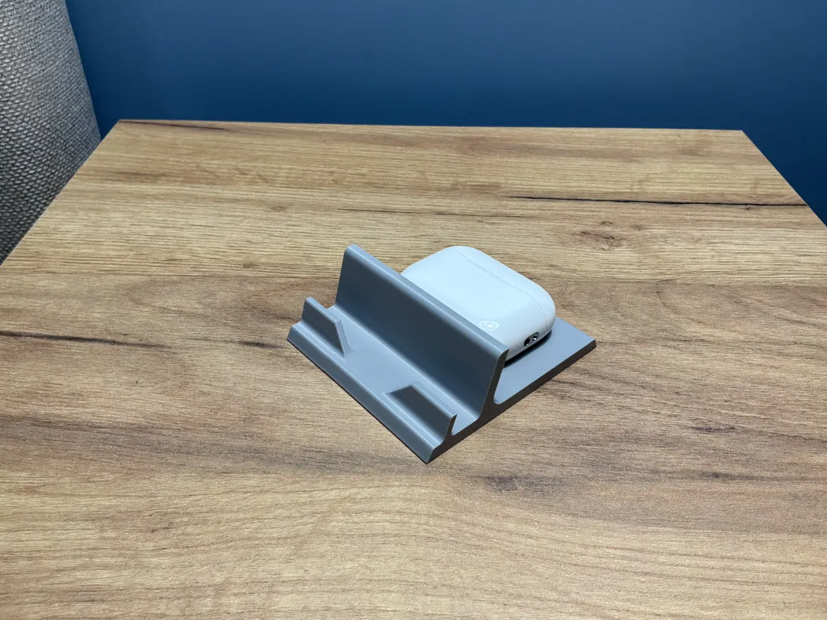 2in1 iPhone & airpods stand, photo 3 of 4 - 2in1 iPhone & airpods stand Mobile & Device Accessories