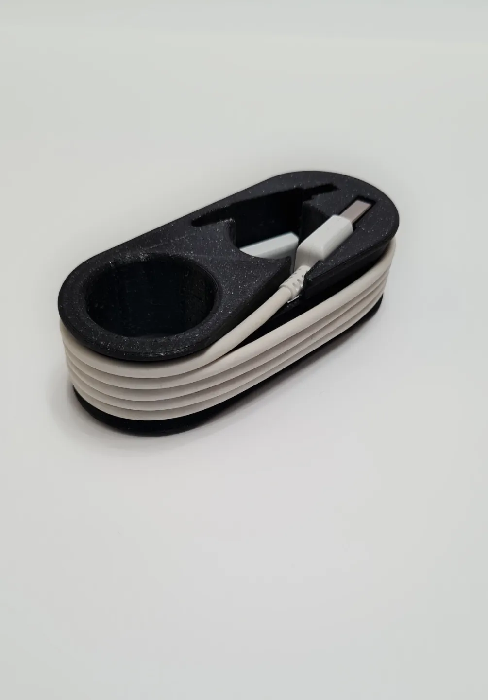 Travel cable organizer USB-A to USB-C, photo 2 of 4 - Travel cable organizer USB-A to USB-C Mobile & Device Accessories