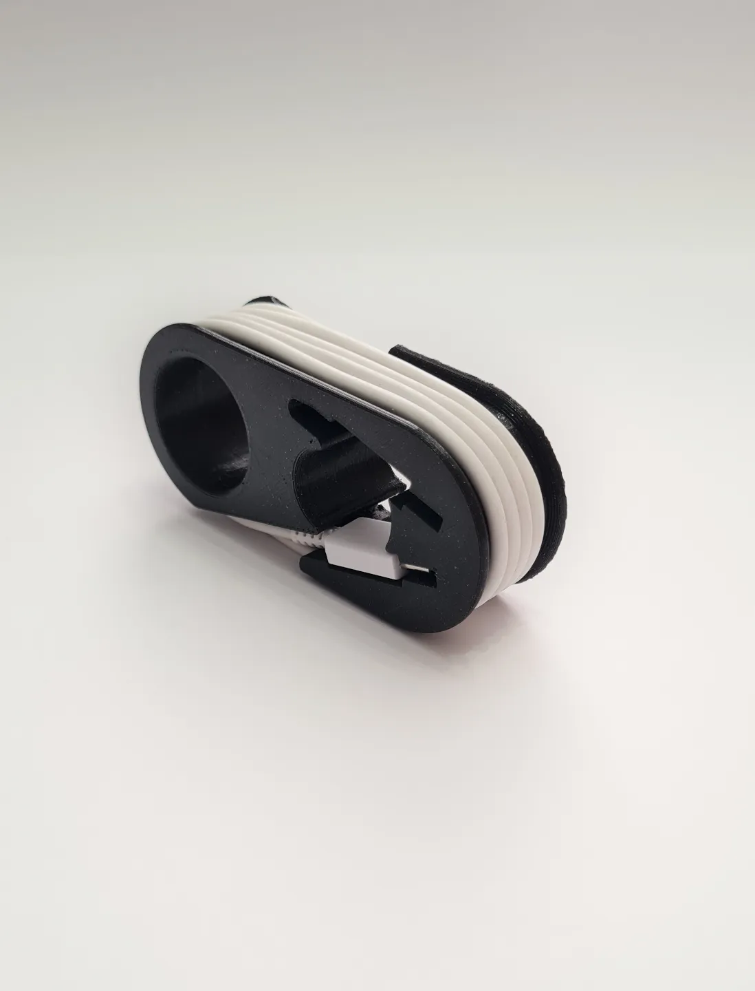 Travel cable organizer USB-C to USB-C, photo 3 of 4 - Travel cable organizer USB-C to USB-C Tools
